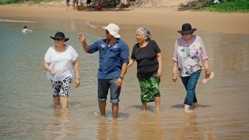 Des with elders Bargara Beach